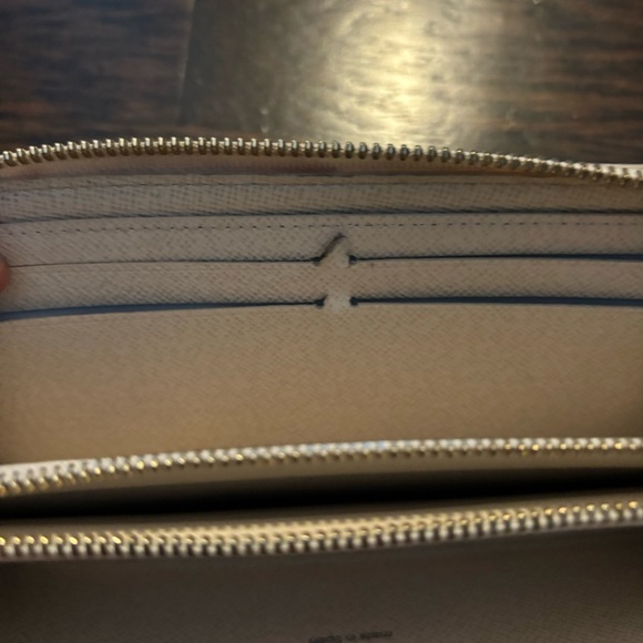 Louis Vuitton Clémence Wallet - Picture 7 of 11